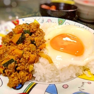 かぼちゃとフレッシュトマトのキーマカレー